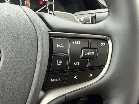 New 2025 Lexus ES 350 Premium image 17