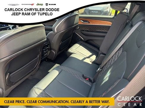 Used 2024 Jeep Grand Cherokee L Summit AWD/4WD image 31
