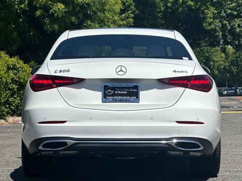 Used 2026 Mercedes-Benz C 300 4MATIC Sedan image 4