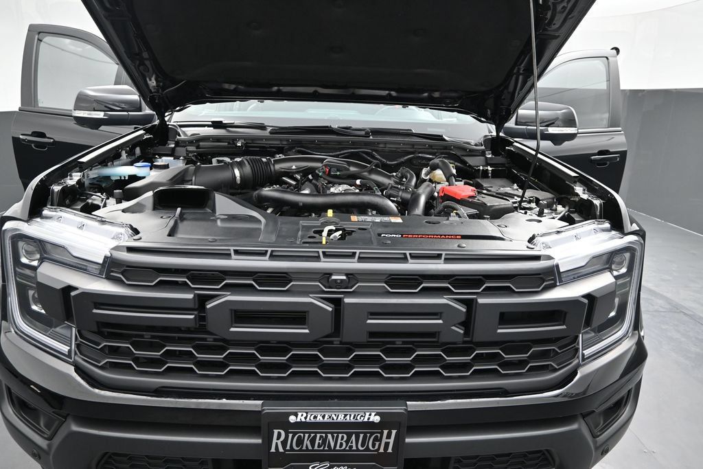 Used 2025 Ford Ranger Raptor AWD/4WD image 17