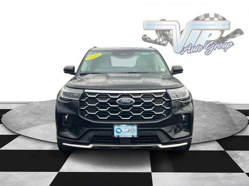 Used 2025 Ford Explorer Platinum w/ Ultimate Package AWD/4WD image 2