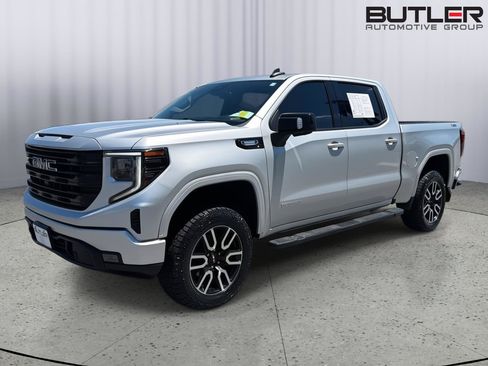 Used 2022 GMC Sierra 1500 Elevation w/ Elevation Premium Package AWD/4WD image 1
