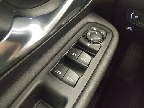Used 2019 GMC Terrain SLT w/ Preferred Package FWD image 27