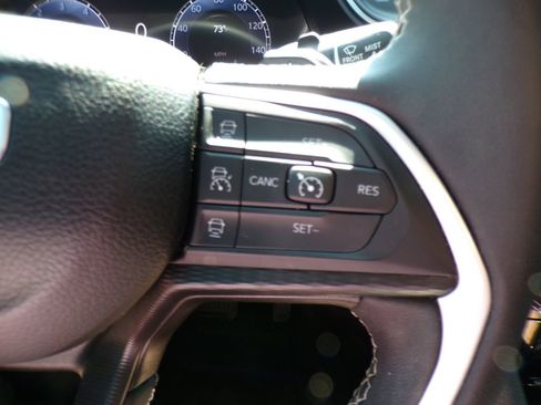 Used 2024 Jeep Grand Cherokee L Laredo RWD image 16