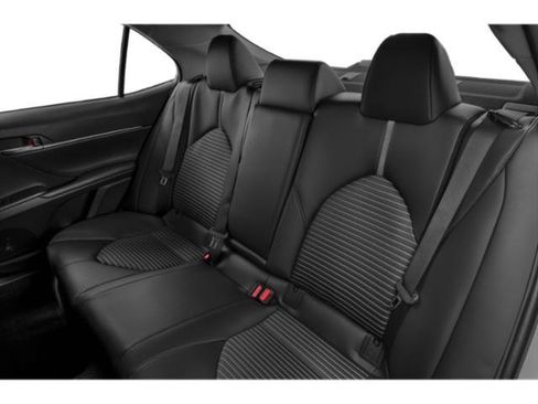 Used 2022 Toyota Camry SE FWD image 16