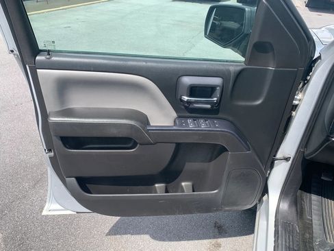 Used 2015 Chevrolet Silverado 2500 W/T AWD/4WD image 8