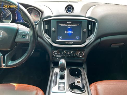 Used 2015 Maserati Ghibli image 27