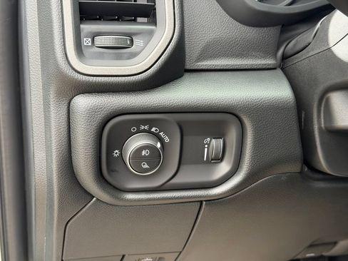 New 2026 RAM 2500 Tradesman AWD/4WD image 15