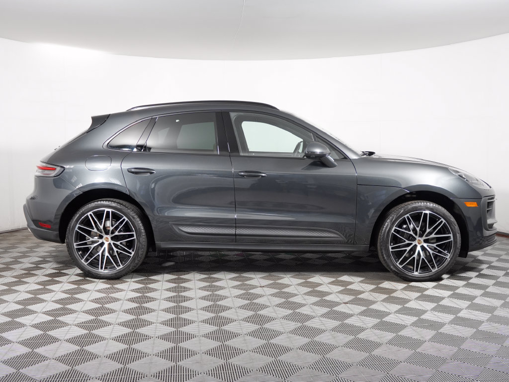 Certified 2023 Porsche Macan Turbo AWD/4WD image 8