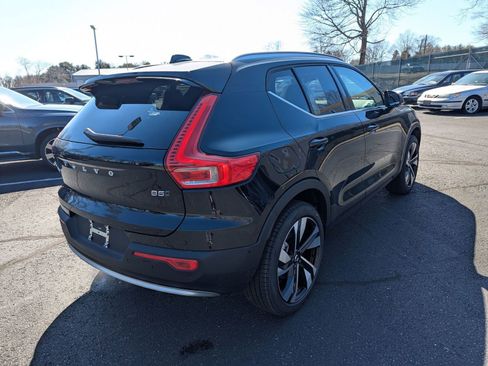 New 2025 Volvo XC40 B5 Plus w/ Protection Package Premier image 4