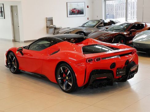 Certified 2022 Ferrari SF90 Spider image 2