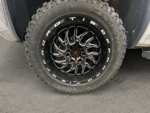 Used 2015 GMC Sierra 1500 SLE image 14