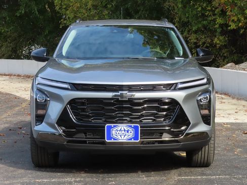 New 2026 Chevrolet Trax ACTIV w/ Sunroof Package image 18