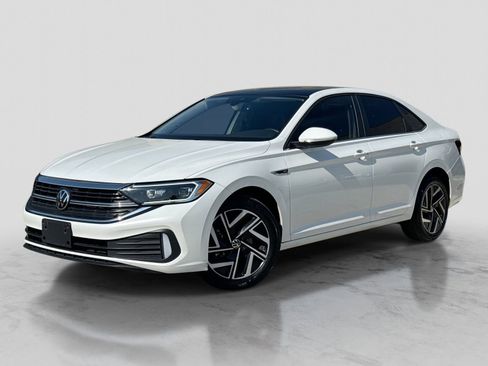 Used 2024 Volkswagen Jetta SEL FWD image 1