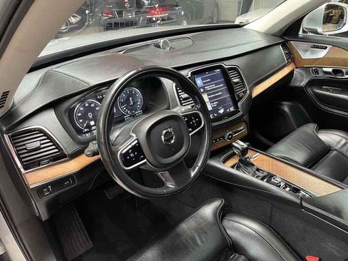 Used 2018 Volvo XC90 T6 Inscription w/ Convenience Package AWD/4WD image 10