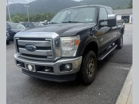 Used 2016 Ford F250 XLT w/ XLT Premium Package AWD/4WD image 1