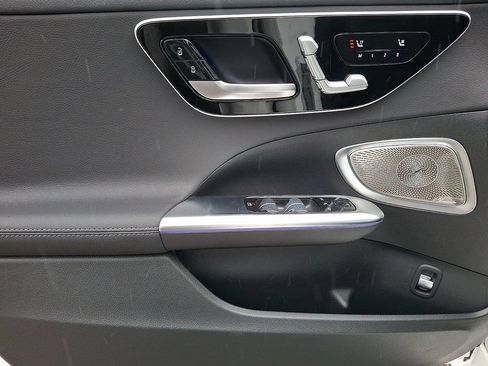 New 2026 Mercedes-Benz C 300 4MATIC Sedan image 11