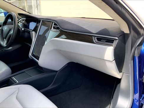 Used 2015 Tesla Model S 70D AWD/4WD image 24