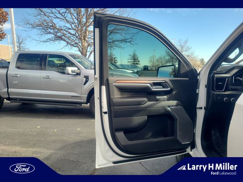 Used 2024 GMC Sierra 1500 Denali w/ Technology Package image 13