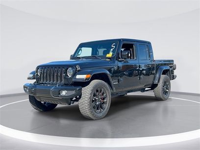 Used 2023 Jeep Gladiator Overland