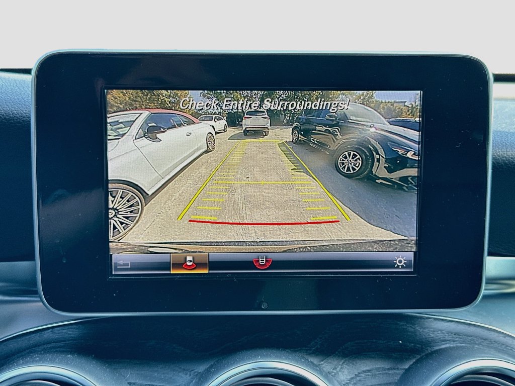 Used 2018 Mercedes-Benz GLC 300 4MATIC image 13