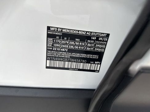 Used 2026 Mercedes-Benz GLB 250 image 34