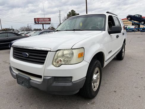 Used 2006 Ford Explorer XLS image 1
