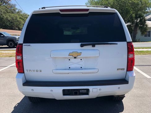 Used 2012 Chevrolet Tahoe LT RWD image 4