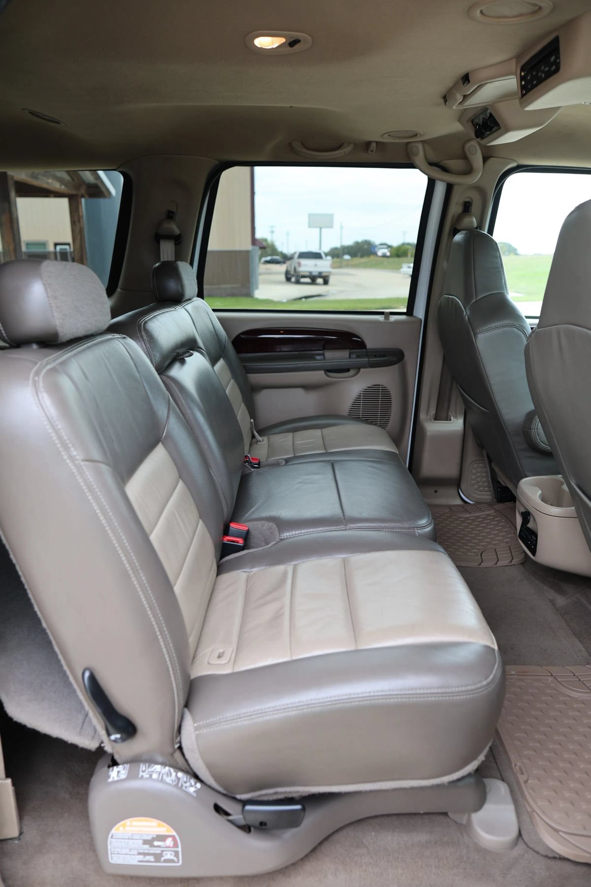 Used 2004 Ford Excursion Eddie Bauer AWD/4WD image 46
