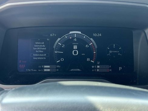 Used 2024 Toyota Tundra Platinum AWD/4WD image 25