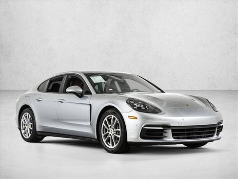 Used 2019 Porsche Panamera 4 AWD/4WD image 3