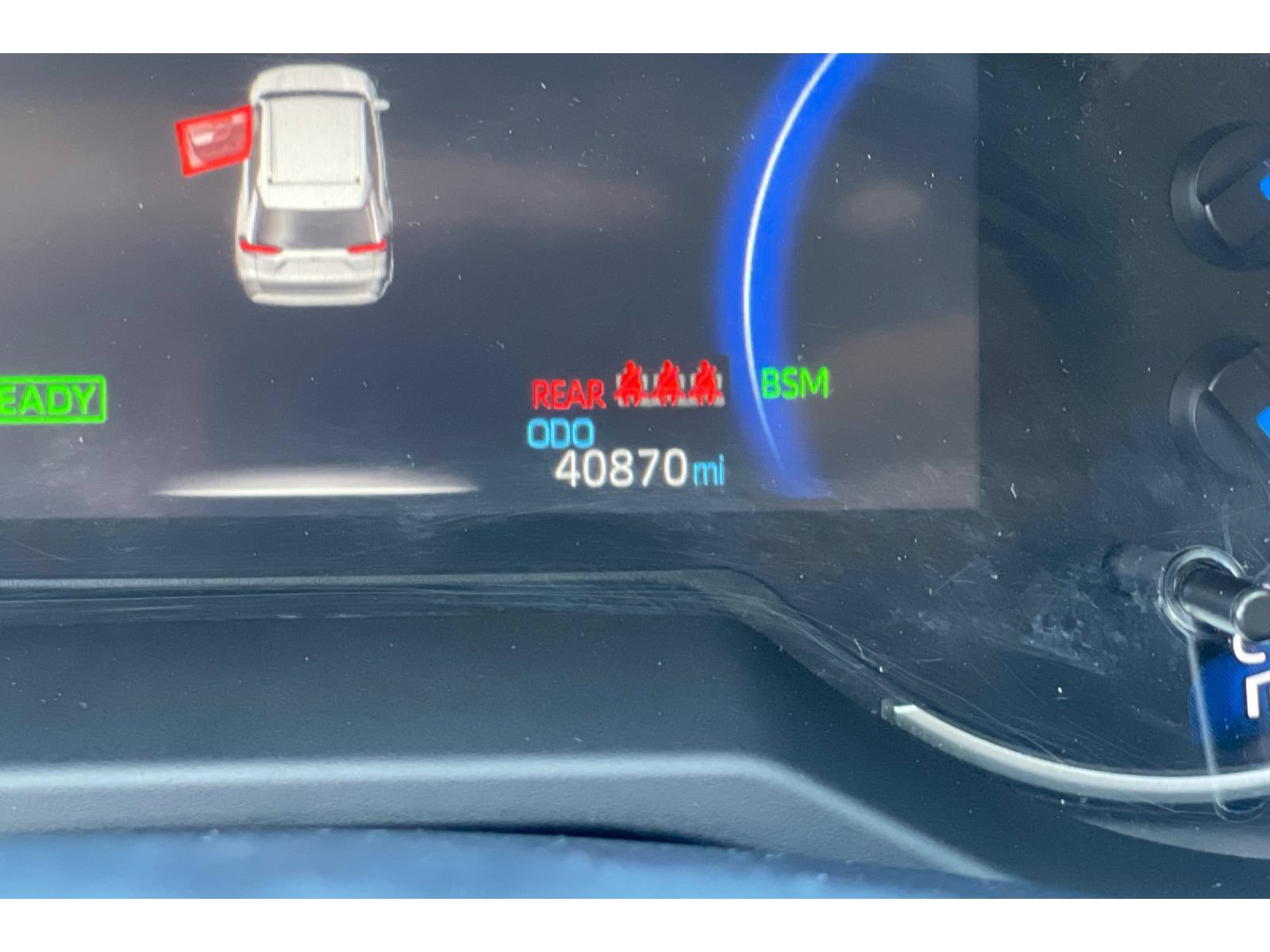 Used 2023 Toyota RAV4 LE AWD/4WD image 38
