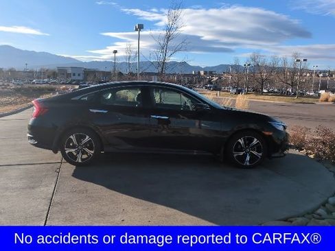 Used 2017 Honda Civic Touring image 2