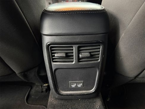 Used 2021 Dodge Charger SXT w/ Blacktop Package image 28