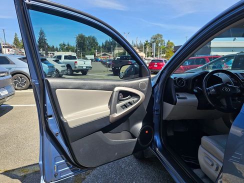 Used 2007 Toyota RAV4 Limited FWD image 20