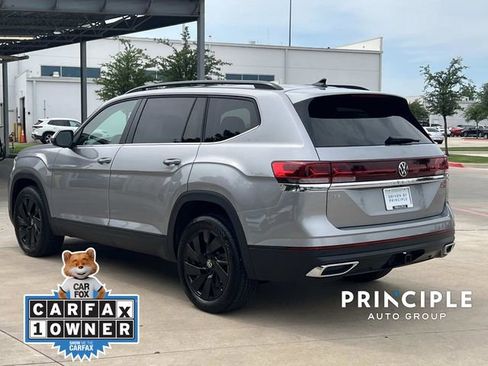 Used 2025 Volkswagen Atlas SE w/ Panoramic Sunroof Package AWD/4WD image 10