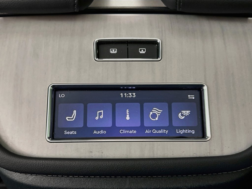 Used 2025 Lincoln Navigator Reserve w/ Jet Appearance Package AWD/4WD image 25