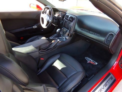 Used 2013 Chevrolet Corvette Coupe w/ 2LT Preferred Equipment Group RWD image 25