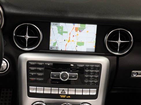 Used 2013 Mercedes-Benz SLK 250 image 52