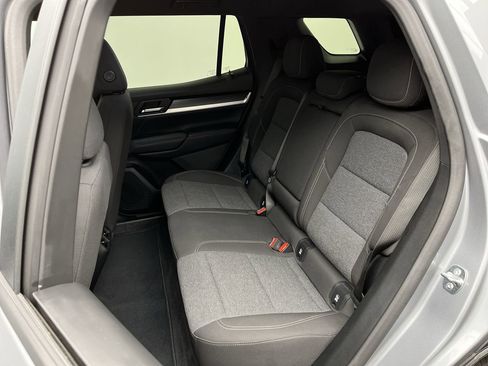 Certified 2025 GMC Terrain Elevation w/ Technology Package II AWD/4WD image 10