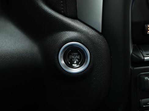 Used 2020 Chevrolet Silverado 1500 RST image 19