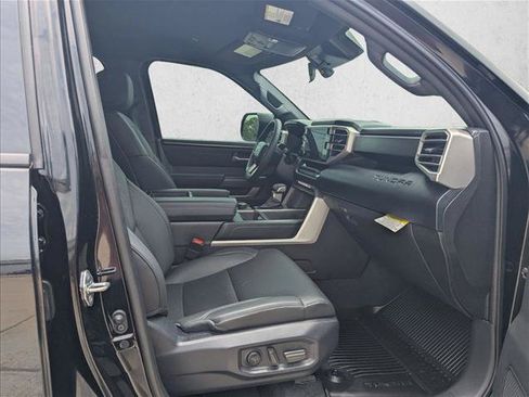 Used 2025 Toyota Tundra SR5 w/ SR5 Premium Package AWD/4WD image 19