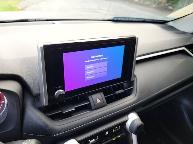 Used 2025 Toyota RAV4 LE FWD image 28