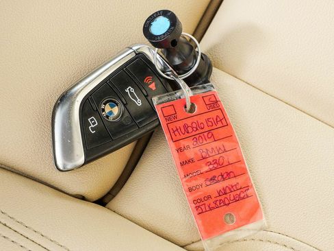 Used 2019 BMW 330i Sedan w/ Convenience Package RWD image 37