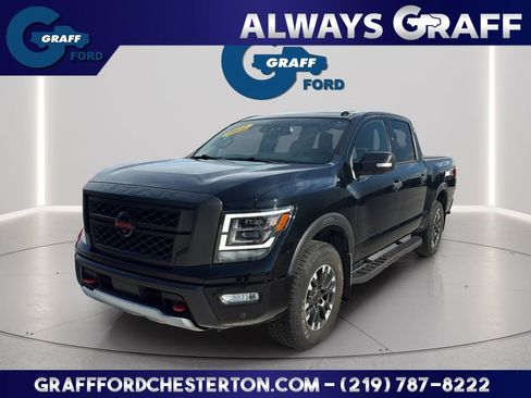 Used 2021 Nissan Titan PRO-4X w/ Pro-4x Convenience Package AWD/4WD image 1