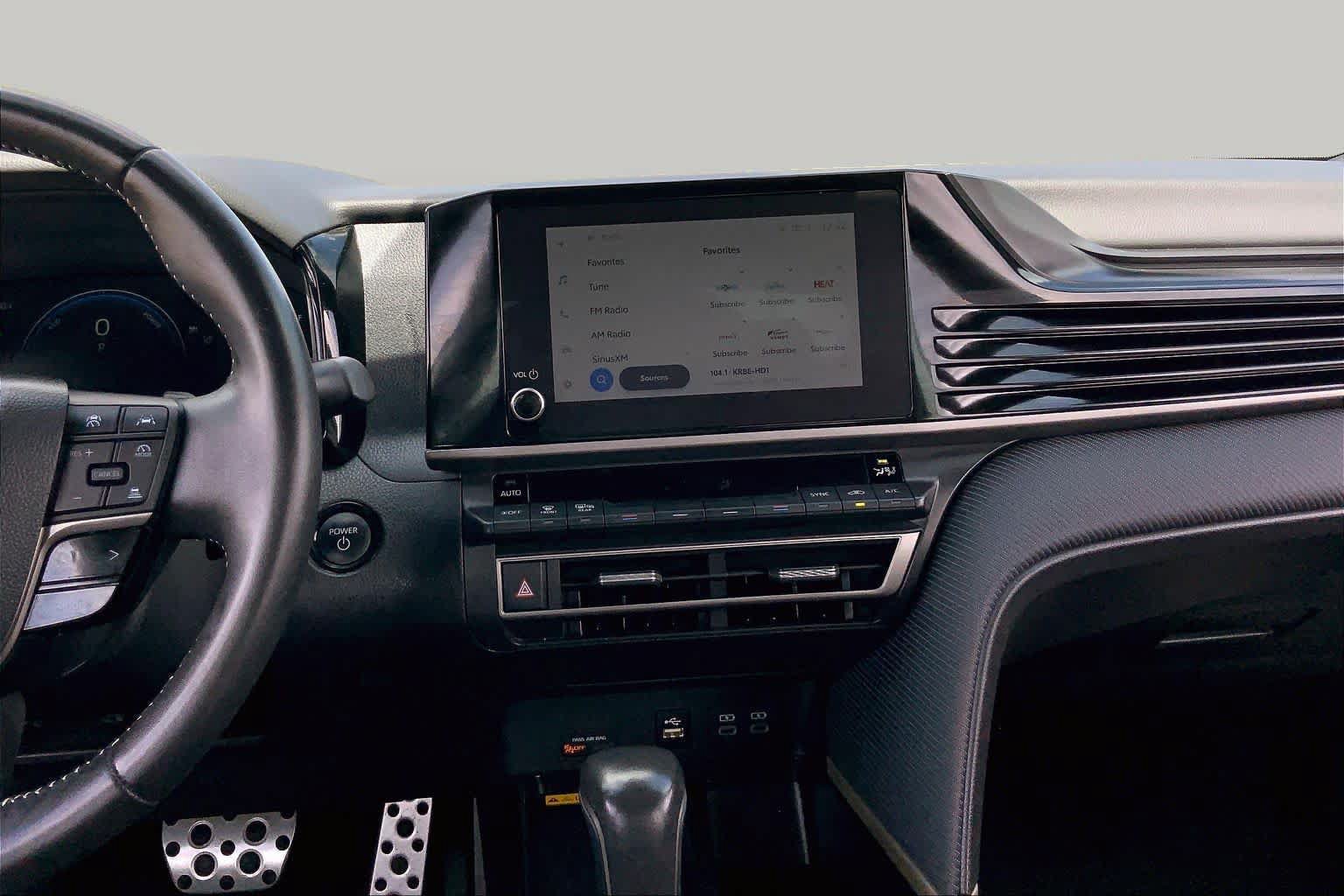 Certified 2025 Toyota Camry SE FWD image 7