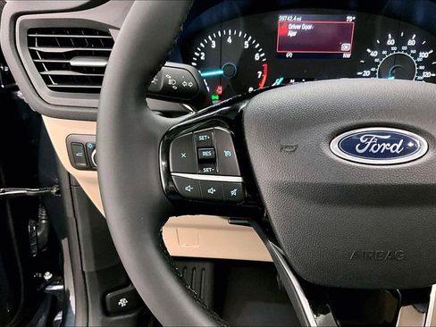Used 2022 Ford Escape SE w/ Convenience Package AWD/4WD image 11
