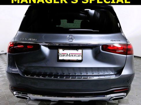 Used 2025 Mercedes-Benz GLS 450 4MATIC image 5