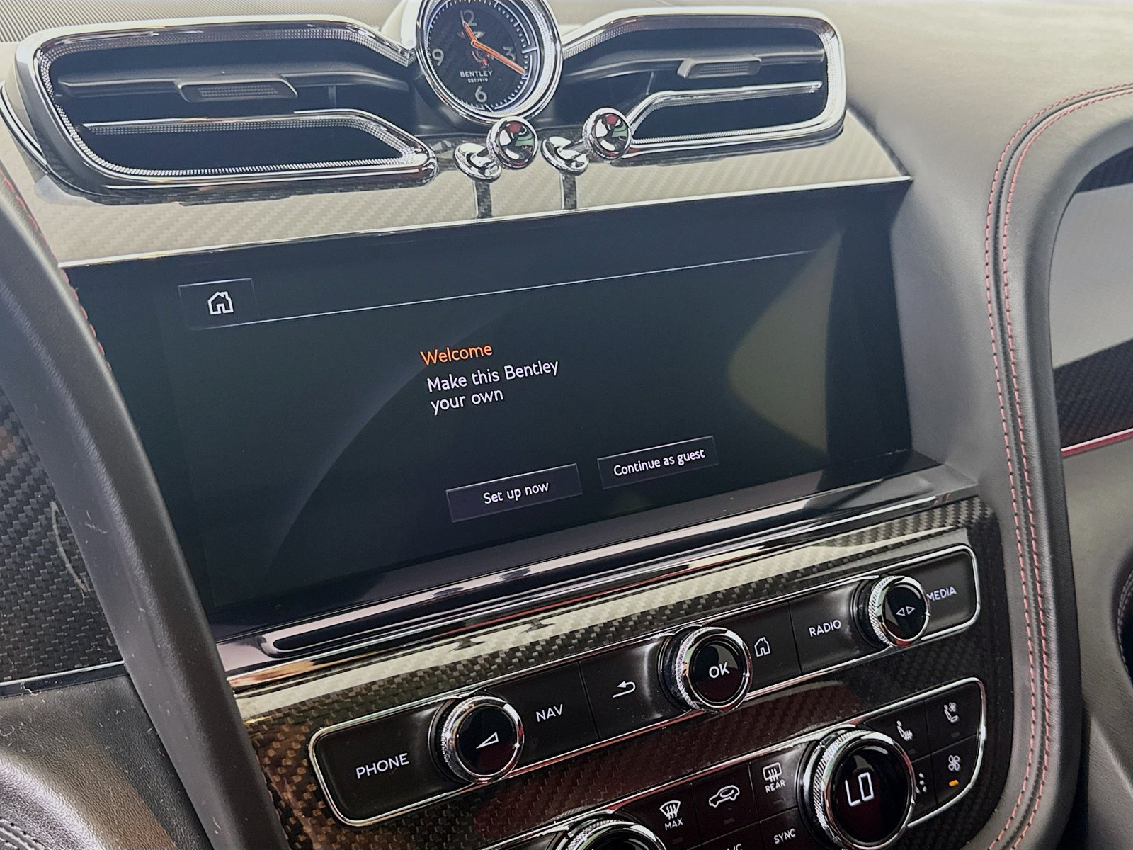 Used 2026 Bentley Bentayga AWD/4WD image 15