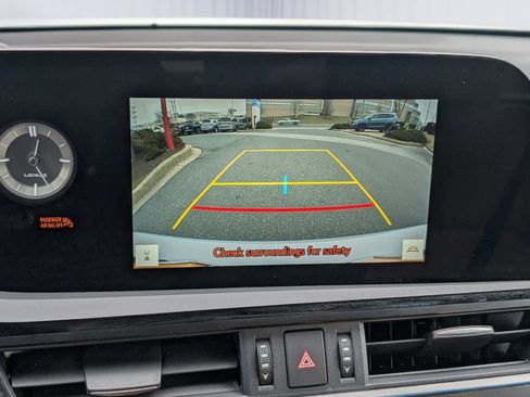 Used 2024 Lexus ES 350 w/ Premium Package image 28